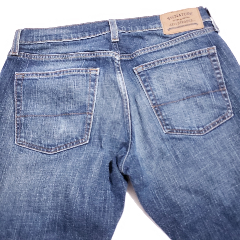 Signature by Levi's Gold Label Men's Straight Jean - Picture 5 of 7